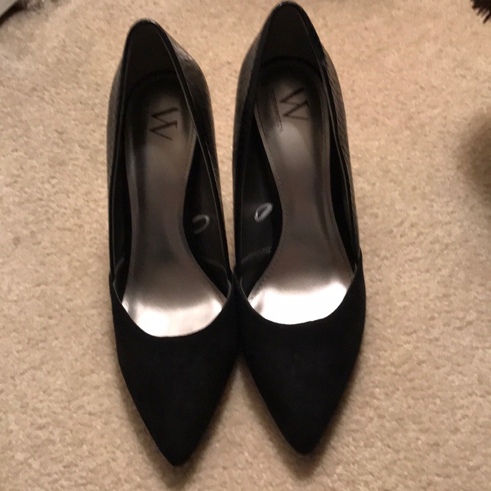 Worthington black heels